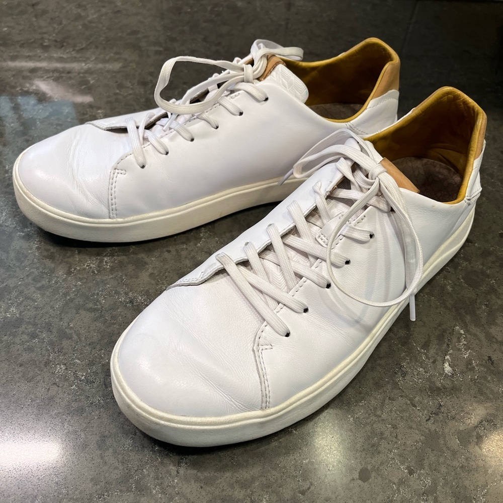 Olukai Lae'ahi Li'lli sz 10 white sneakers